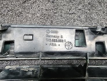 second hand: Решетка радиатора Volkswagen 1996 г., Б/у, Оригинал — 4