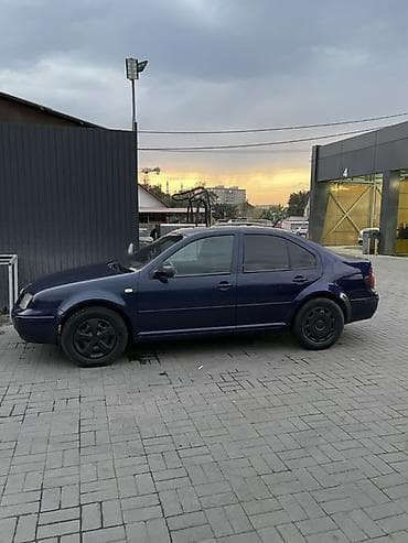 макс: Volkswagen Bora: 1999 г., 2 л, Бензин, Седан — 3