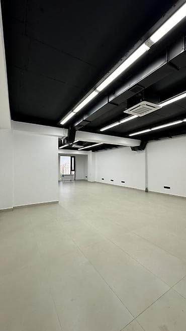 сниму дом в оше: Аренда офисов, 90 м², В бизнес центре, 1 линия — 4