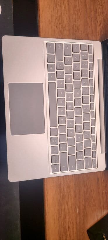 ноутбук в рассрочку без участия банка: Ультрабук, Microsoft Surface, 8 ГБ ОЗУ, Intel Core i5, 12.3 ", Б/у, Для несложных задач, память NVMe SSD — 2