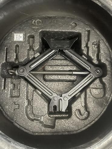 Автокосметика: Алдыңкы сол фара BYD Колдонулган — 3