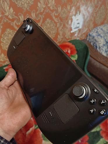 ssd 60: Портативная игровая консоль Valve Steam Deck - Экран 7" с — 4