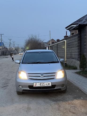 mini car: Toyota Ist: 2003 г., 1.3 л, Автомат, Бензин, Хэтчбэк — 5