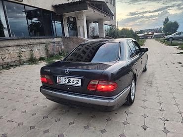 civic eu3: Mercedes-Benz E-Class: 2000 г., 2 л, Механика, Бензин, Седан — 7