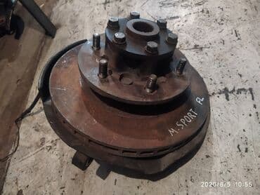 ступица нива: Передняя левая Ступица Mitsubishi Оригинал — 1