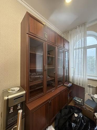 куханый стенка: Стенка-шкаф, Тип стенки-шкафа: Модульная, Особенности: Для хранения посуды — 1
