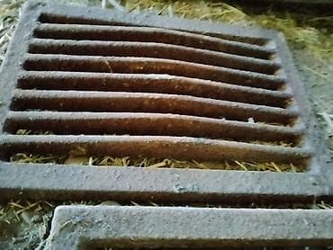 чугун металл: Печка двери чугунная толстый металл,есть 4 штуки, 2шт. большие, 2шт — 9