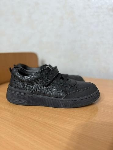 Туфлилер: Продается подростковая обувь, кожаная обувь, б/у, размер 34-35 — 5