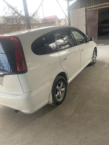 xonda cvik: Honda Stream: 2005 г., 2 л, Типтроник, Газ — 4