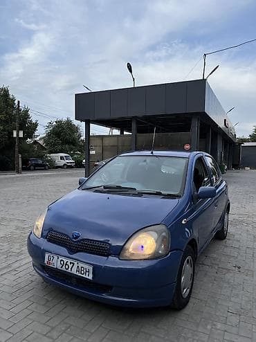 Toyota Vitz: 2000 г., 1.3 л, Автомат, Бензин, Хэтчбэк