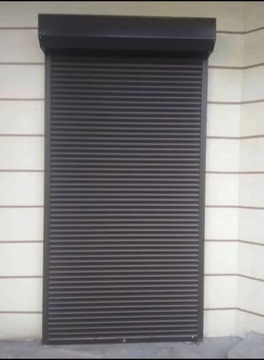 куплю коммерческую недвижимость с арендаторами: Продаются отдельно стоящие 2 помещения в одном здании очень хорошем — 1