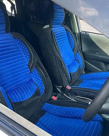 Продажа авто: Honda Fit: 2003 г., 1.3 л, Вариатор, Бензин, Хэтчбэк — 6