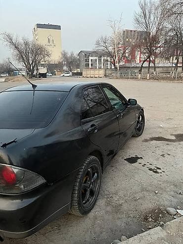 2 jz: Lexus IS: 2002 г., 2 л, Механика, Бензин — 6