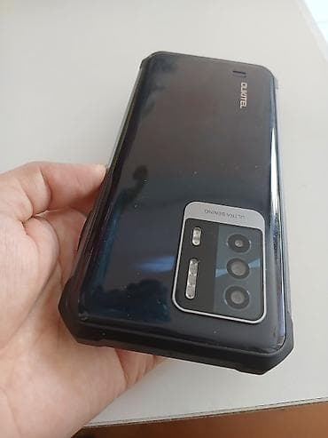 mate 20: Tecno Camon 17P, Б/у, 128 ГБ, цвет - Черный, 2 SIM — 4