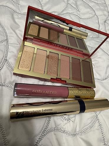 estee lauder: Набор макияжа Estée Lauder. Состав: - Палетка для лица и глаз в — 1