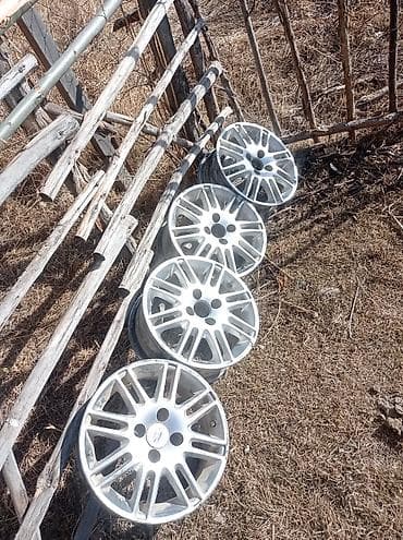титановые диски 14 б у: Диски R 14 Пара, отверстий - 5, Б/у — 3