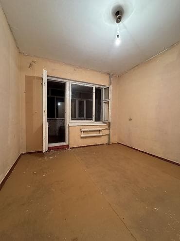 кватиру: 2 комнаты, 48 м², 105 серия, 3 этаж, Требуется ремонт — 9