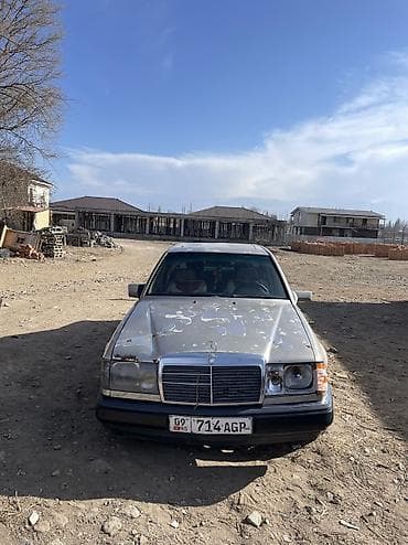 обмен на электро: Mercedes-Benz W124: 1993 г., 3.2 л, Ручные, Бензин, Седан — 1