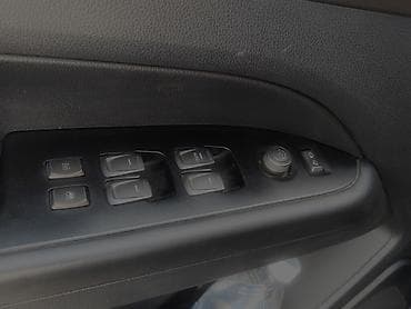 sprinter 4 4: Ssangyong Rexton Khan: 2022 г., 2.2 л, Автомат, Дизель, Пикап — 8
