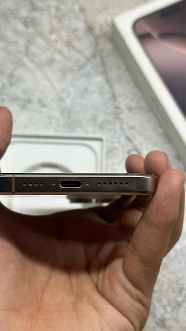 pixel 9a: IPhone 16 Pro Max, Б/у, 512 ГБ, Desert Titanium, Коробка, 89 % — 9
