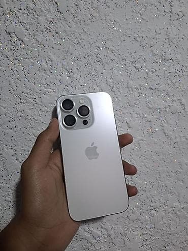 iphone hs: IPhone 15 Pro, цвет Natural Titanium в идеальном состоянии с торгом на — 2