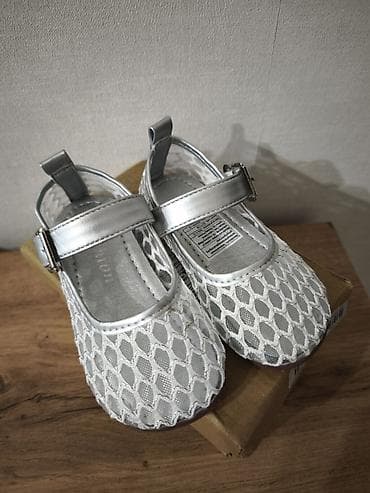 Боди: Продам туфельки состояние отличное. Лёгкие. Размер 25. Писать в — 1