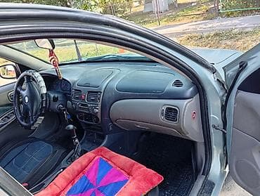 алмера класик: Nissan Almera: 2002 г., 1.8 л, Механика, Бензин, Хэтчбэк — 5