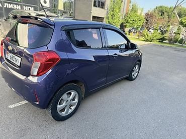 Продажа авто: Chevrolet Spark: 2016 г., 1 л, Автомат, Бензин, Хэтчбэк — 4