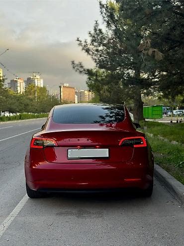 xpeng g3: Tesla Model 3: 2020 г., Электромобиль, Седан — 3