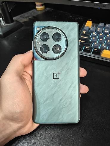 OnePlus 12, Б/у, 512 ГБ, цвет - Зеленый, 2 SIM