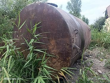 бочки тонна: Бочка 10тонна и маленький не знаю сколько куб. цена за двоих — 4