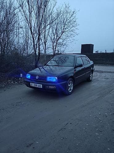 ej ve: Volkswagen Vento: 1992 г., 1.8 л, Механика, Бензин, Седан — 3