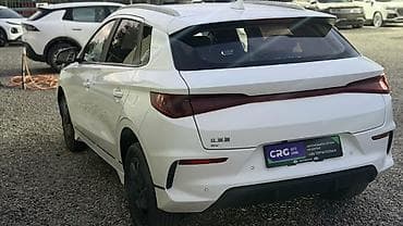 купить мерс с: BYD E2: 2023 г., 0.1 л, Автомат, Электромобиль, Хэтчбэк — 4