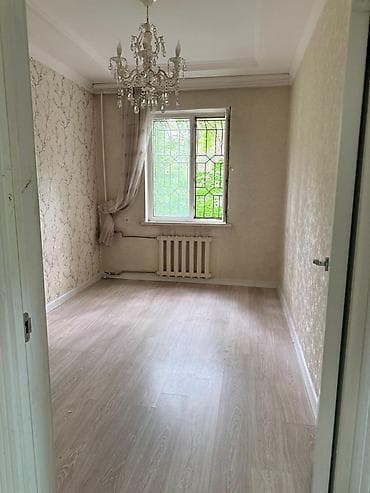 планировка дома: 3 комнаты — 2
