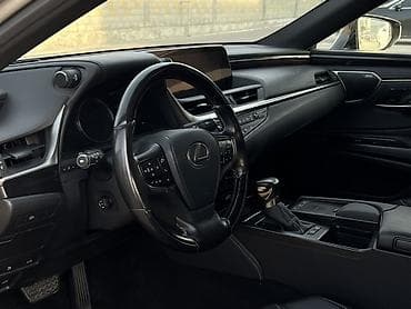 lexus es 300h 2018: Lexus ES: 2021 г., 2.5 л, Гибрид, Седан — 7