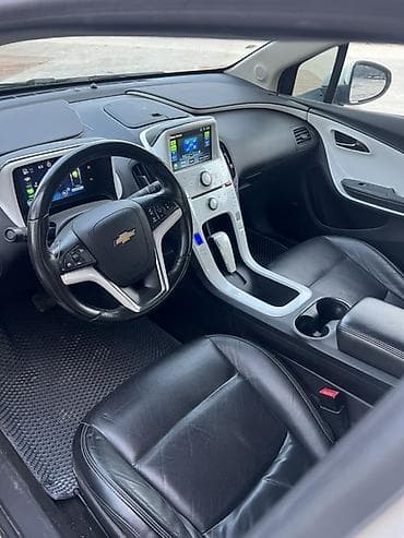автономка 12волт: Chevrolet Volt: 2012 г., Гибрид, Хэтчбэк — 7