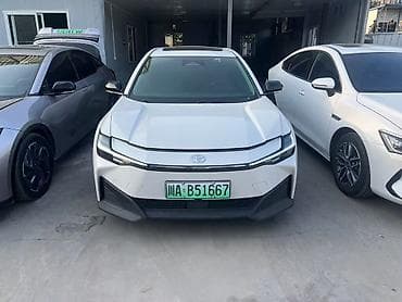 электра машына: Toyota bZ3: 2024 г., Вариатор, Электромобиль, Седан — 2