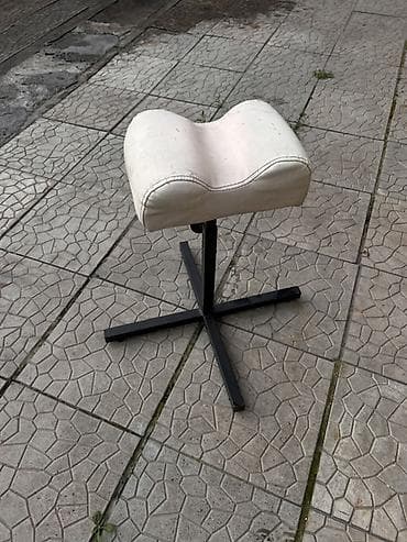 Бизнес үчүн жабдуулар: Подставка для педикюра. Б/у 800 с район Восток 5 — 1