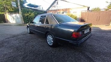 Mercedes-Benz E-Class: 1989 г., 2.3 л, Автомат, Бензин — 4