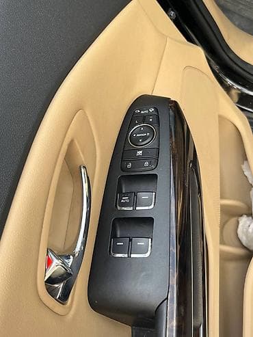 2020: Kia Carnival: 2020 г., Автомат, Бензин, Минивэн — 7