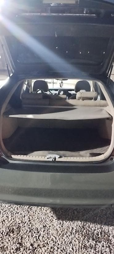 smart car: Toyota Prius: 2005 г., Вариатор, Гибрид, Хэтчбэк — 4