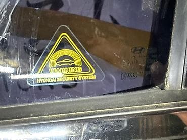 70: Стекло Переднее левое Hyundai, 2018 г., Б/у, Оригинал — 1