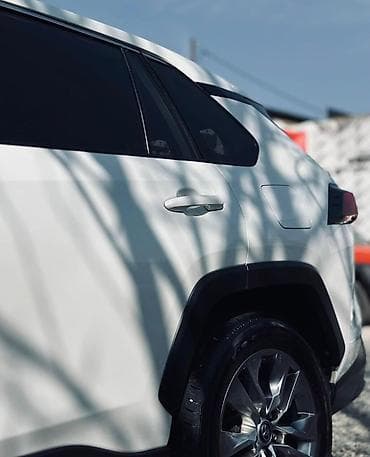 rav4 2021: Toyota RAV4: 2021 г., Кроссовер — 4