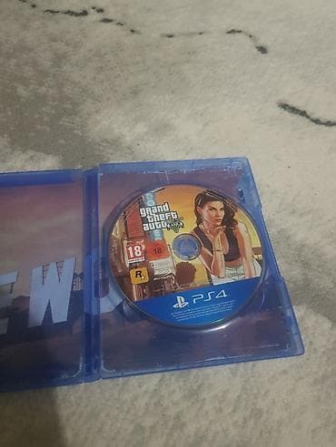 игровые наушники с микрофоном: Grand Theft Auto V: Premium Edition — диск для PlayStation 4 - Полная — 3