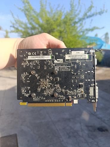 world: Видеокарта для ПК, Б/у, ЖК Sapphire, Radeon R, До 2 ГБ — 4