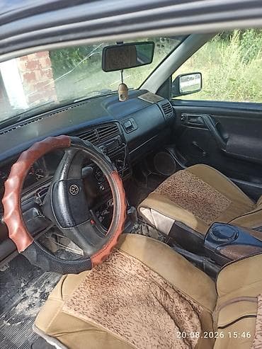 jetta vs5: Volkswagen Golf: 1993 г., 1.6 л, Механика, Бензин, Хэтчбэк — 9