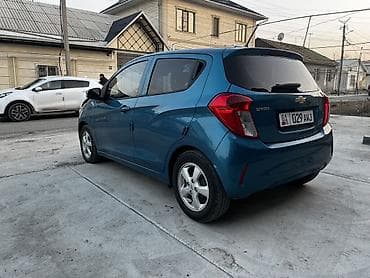 subaru cross: Chevrolet Spark: 2020 г., 1 л, Автомат, Бензин, Хэтчбэк — 4