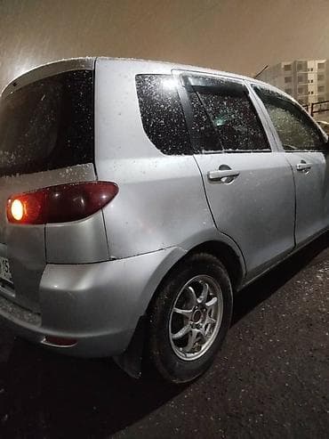 портер 2 салон: Mazda Verisa: 2003 г., 1.5 л, Автомат, Бензин, Хэтчбэк — 3