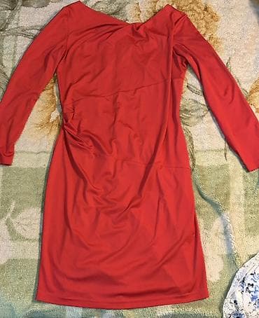 Личные вещи: Женская одежда, набор - Платье черное, без рукавов, длина до колена — 4