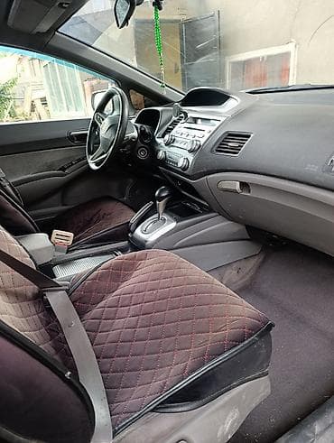 Honda Civic: 2007 г., 1.3 л, Вариатор, Гибрид, Седан — 7